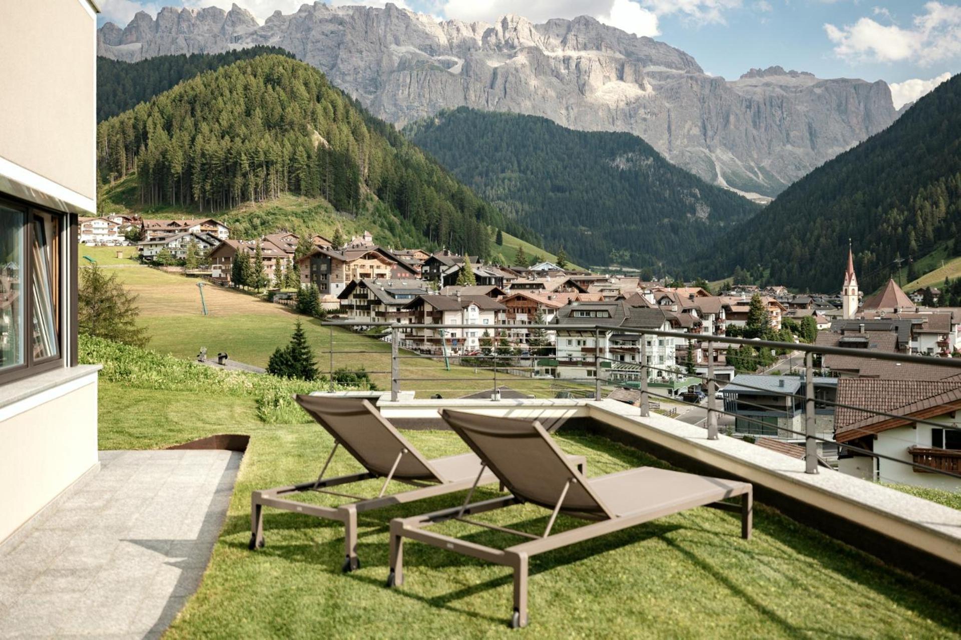 Luxury Chalet Plazola Selva di Val Gardena Exterior photo